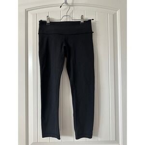 Lululemon Black Crop Leggings Athletic‎ Wear Size 4